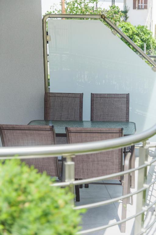 Balkón alebo terasa v ubytovaní Summer Inn