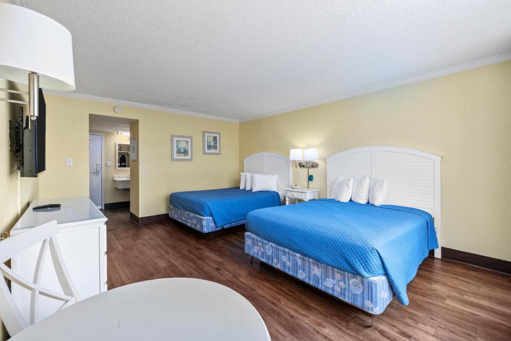North Shore Oceanfront Resort Hotel photo