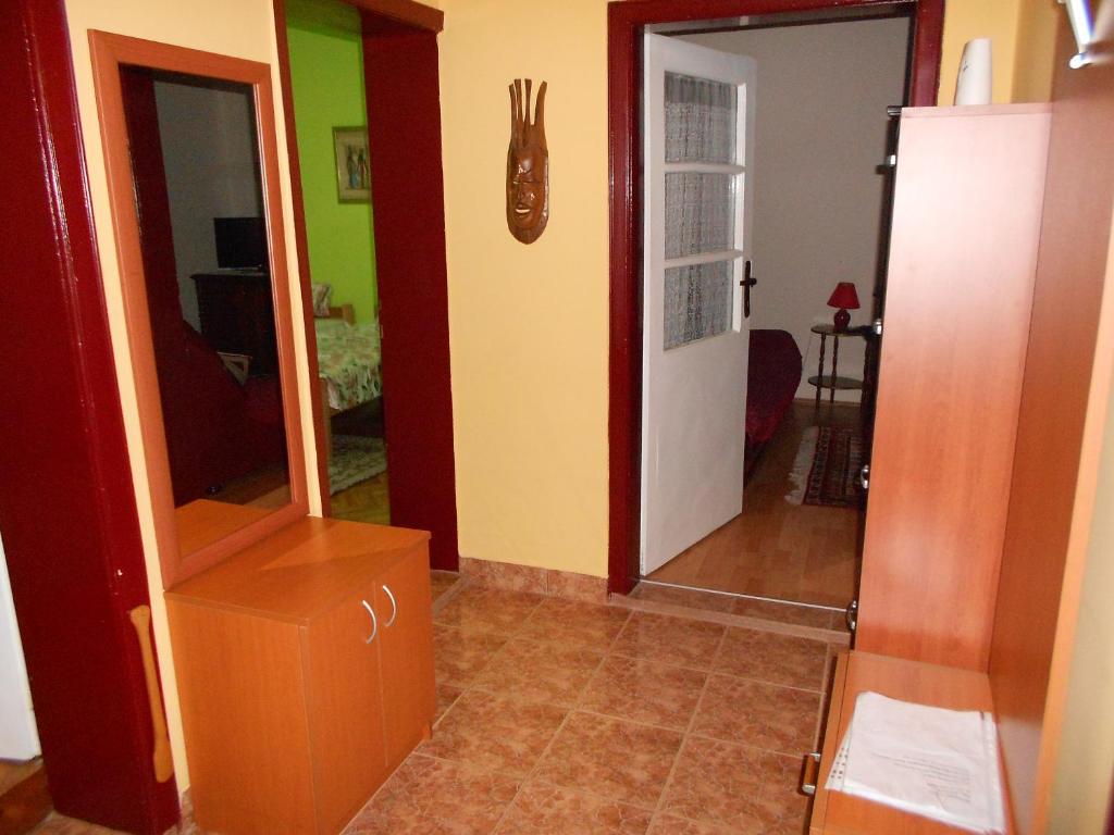 TV a/nebo společenská místnost v ubytování Apartman "Dom Stankovića"