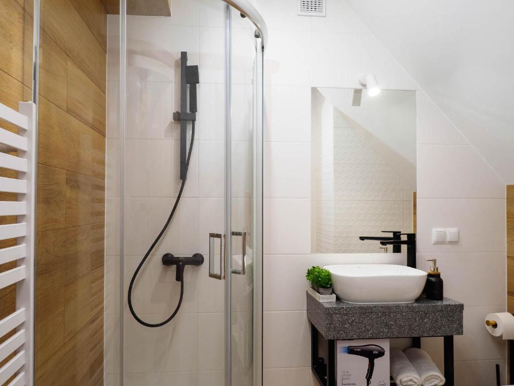 Osada turystyczna Malinów - 5