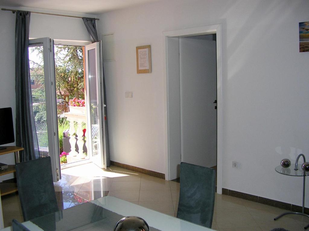 TV a/nebo společenská místnost v ubytování Guest House Sonja