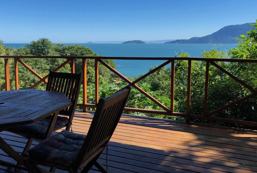 Gallery image of Propriedade a 80 metros da praia do Curral in Ilhabela