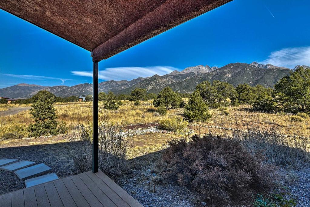 Cozy Remote Retreat • Mountain Views • Stargazing - Casa De Dos Dormitorios