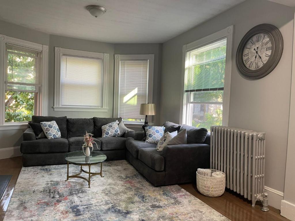 Posezení v ubytování Boston Monadnock Properties