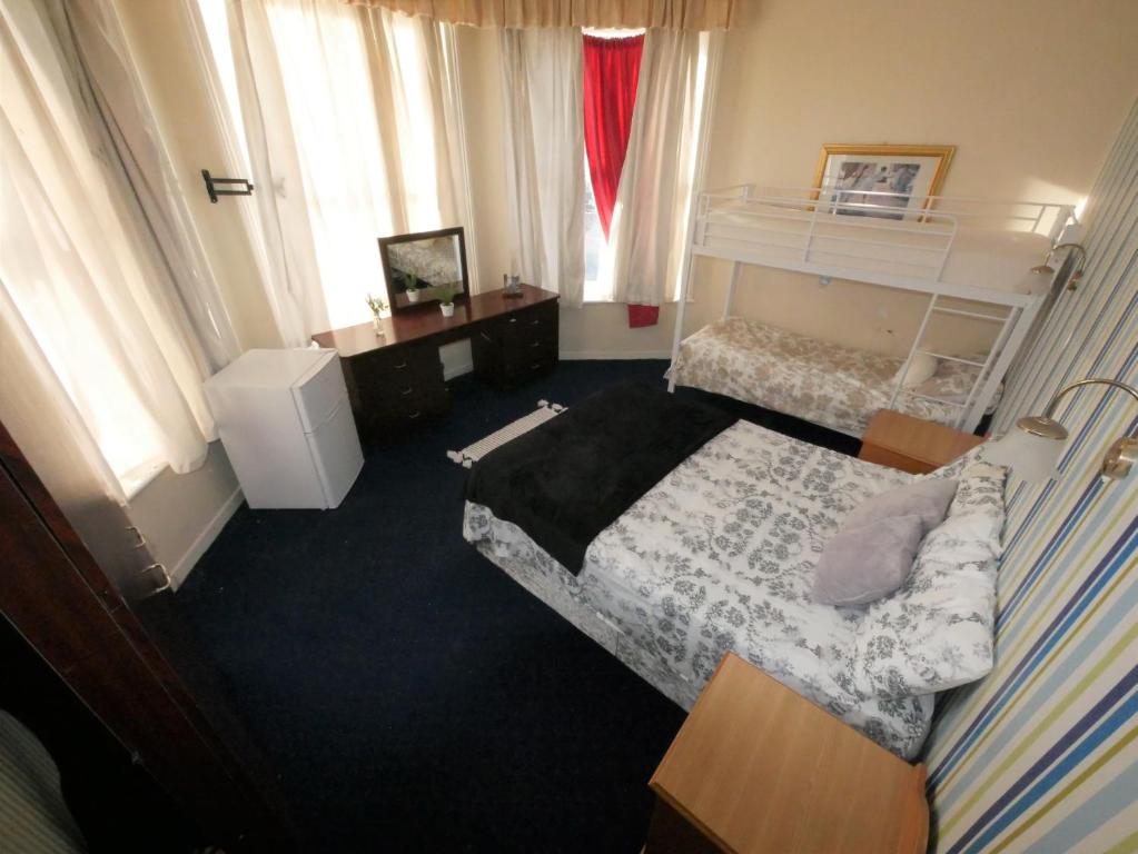 Bourne Hall Hotel - Resim 12