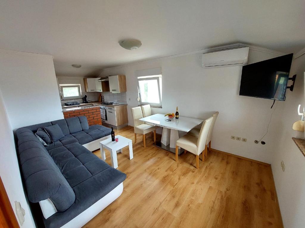Kuchyň nebo kuchyňský kout v ubytování Apartman Željo