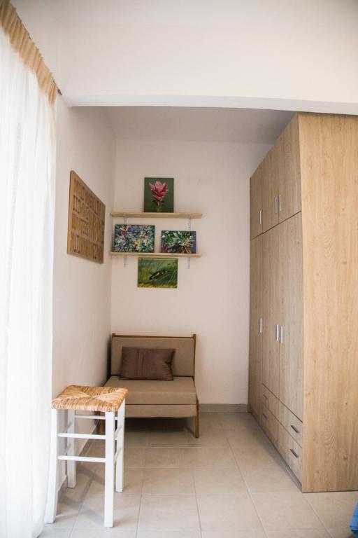 Posezení v ubytování Grey Theros Apartments
