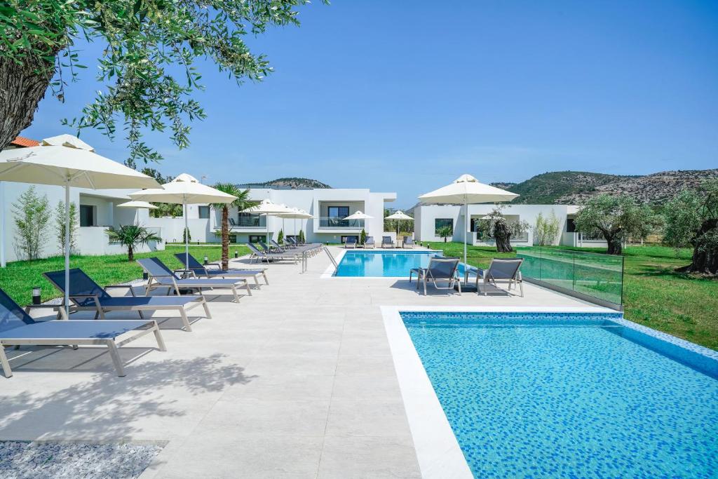 Encanto Village -Apartments - 3