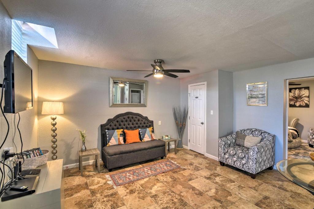 SL300 | Modern Penthouse | Views | Winter Shuttle | Hot Tub | 100 Yds ...