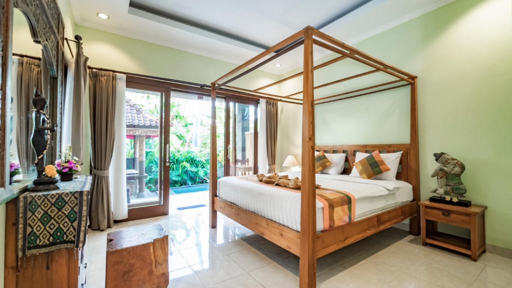 The Village Guest House - Deluxe Double Or Twin Room