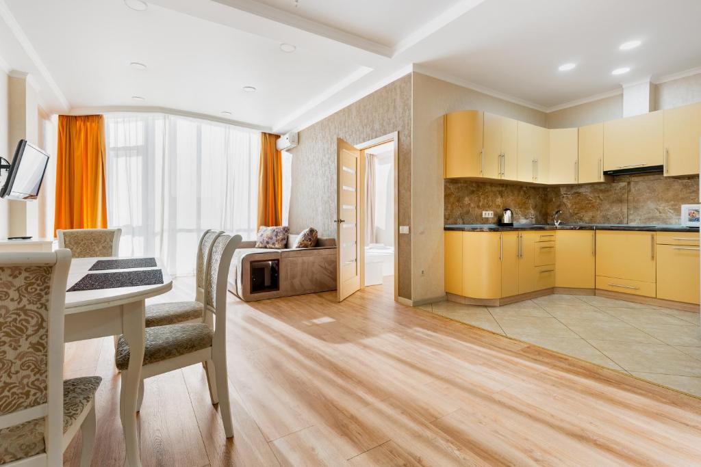 Arcadia Panoramic View Luxury Apartments фото 4