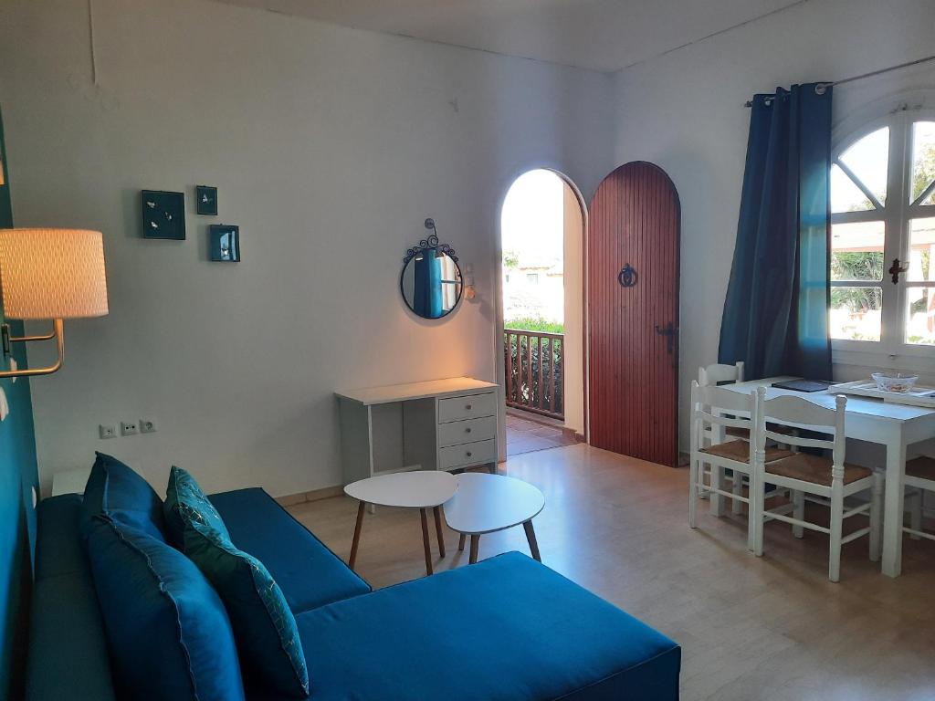 A seating area at Athina Apartments