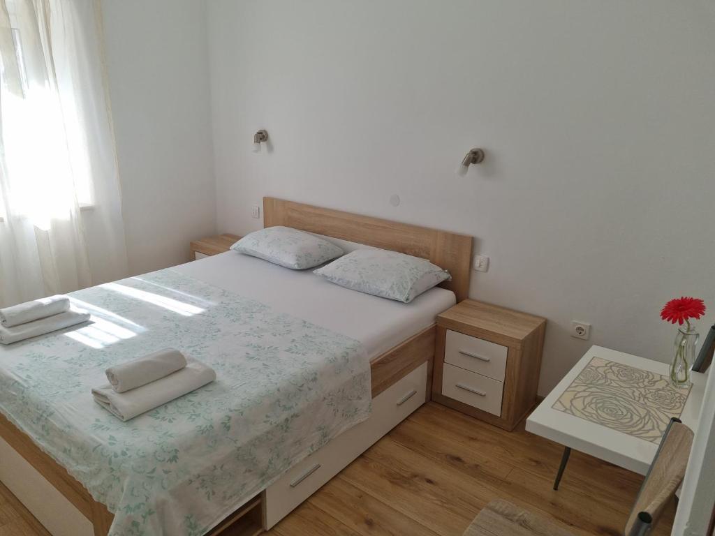 Postel nebo postele na pokoji v ubytování Guesthouse Franica