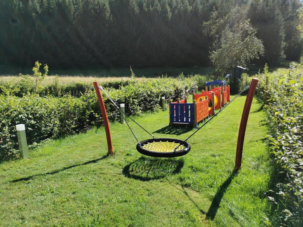 Un jardín fuera de Gasthof Zum heiligen Nikolaus