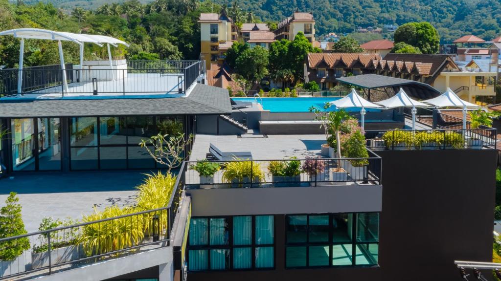 KK Karon Kata Boutique Hotel - Resim 3