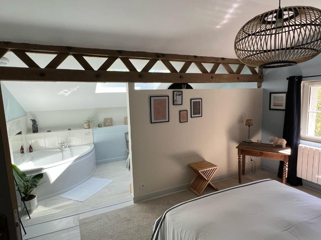La Chaise Haute - Double Room With Private Bathroom