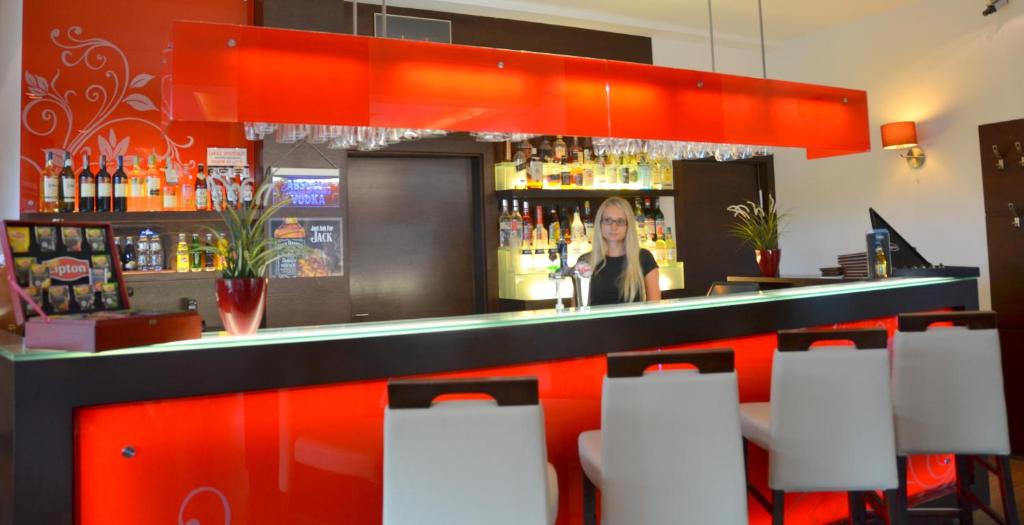 Lounge nebo bar v ubytování Hotel Pik