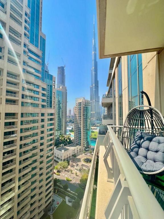 Balkón nebo terasa v ubytování FIRST CLASS 2BR with Burj Khalifa & Downtown view