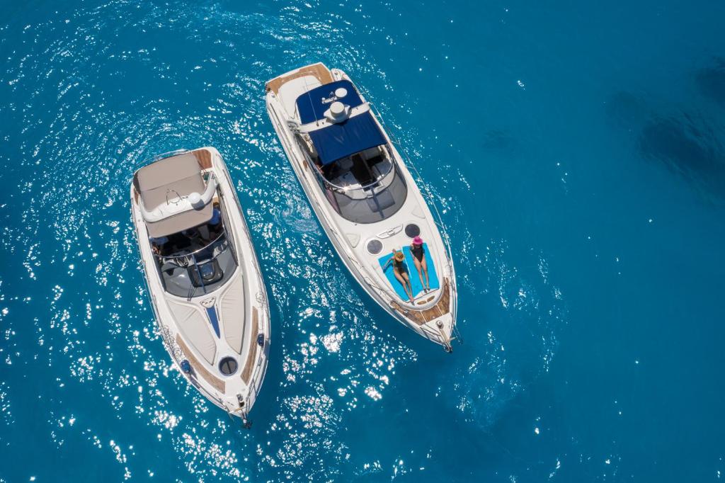 Zdjęcie z galerii obiektu Daily Cruises Private Yachts w mieście Zakintos