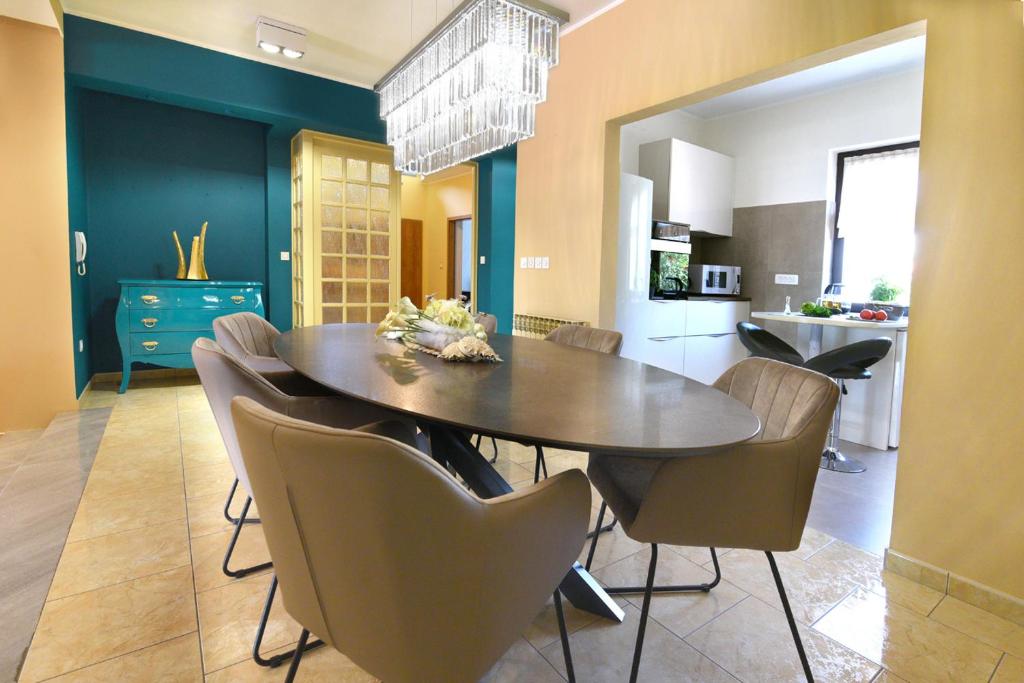 Kuchnia lub aneks kuchenny w obiekcie Holiday Home Villa Margherita