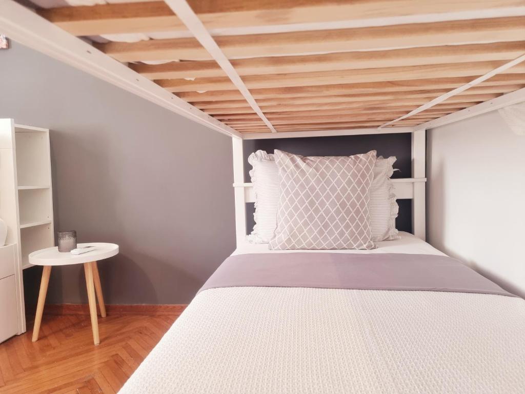 Posteľ alebo postele v izbe v ubytovaní Apartment Martini - Bacvice beach