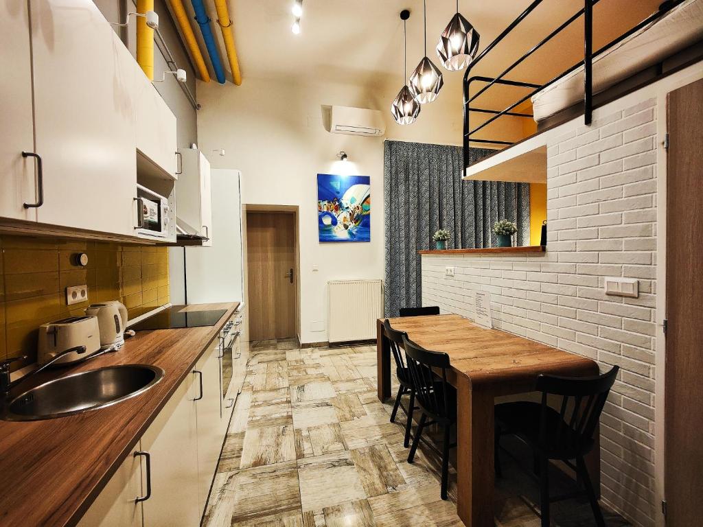 Kuchyňa alebo kuchynka v ubytovaní King Apartment