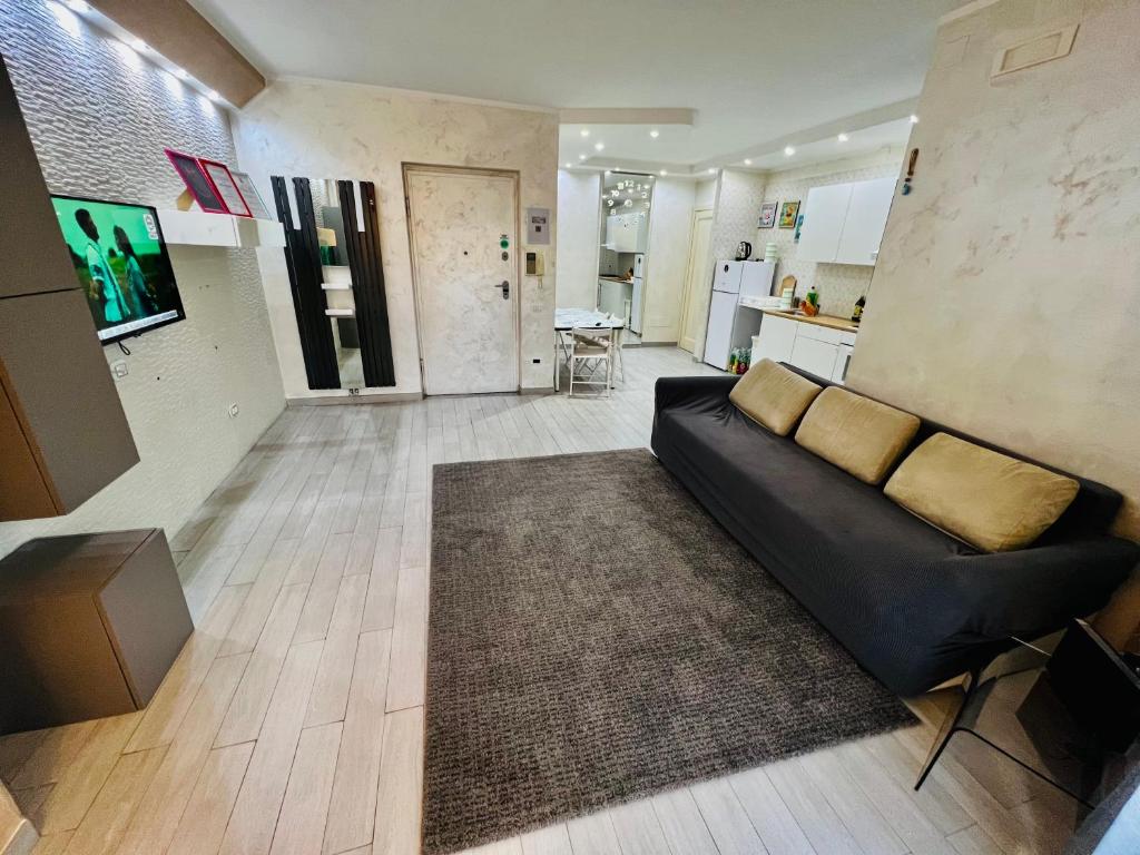 House of Mola - Two-Bedroom Apartment