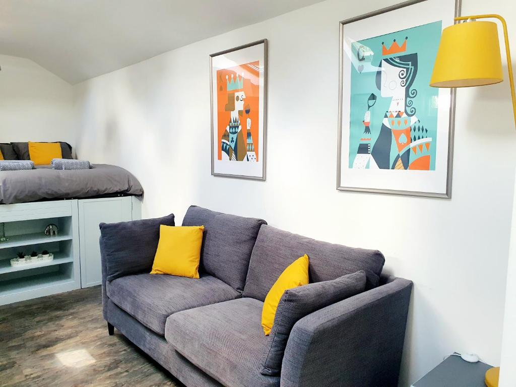West Park Annex - Central Wolverhampton - Housity