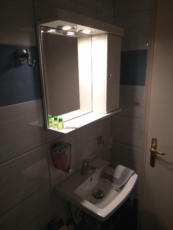 Gogo's - Γωγώ Rooms & Studios - 18