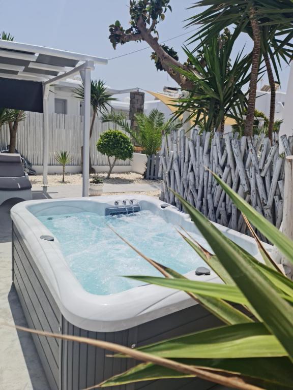 Zoumis Residence - 12