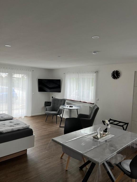Ferienwohnung Bibertal - Apartment - Ground Floor