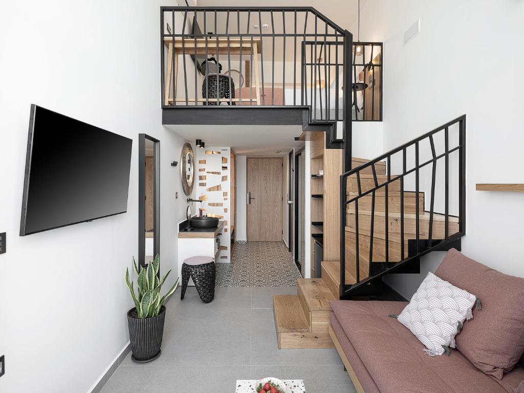 Calla Luxury Seafront Suites - 14