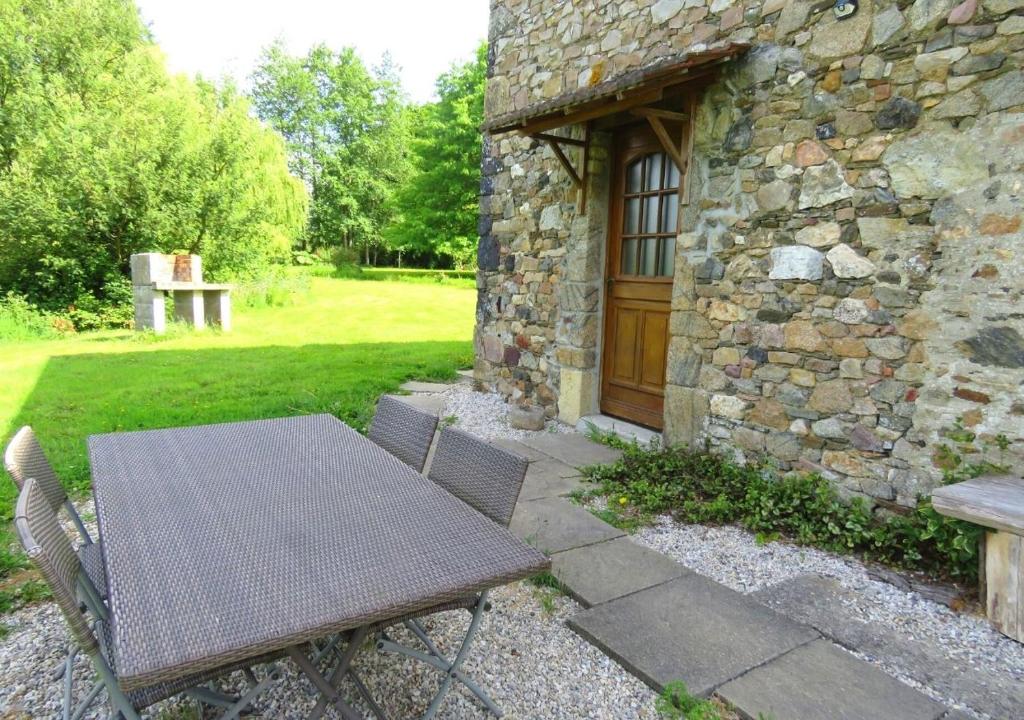 Zahrada ubytování Domaine La Synchronicité - Gîte et Chambres d'Hôtes