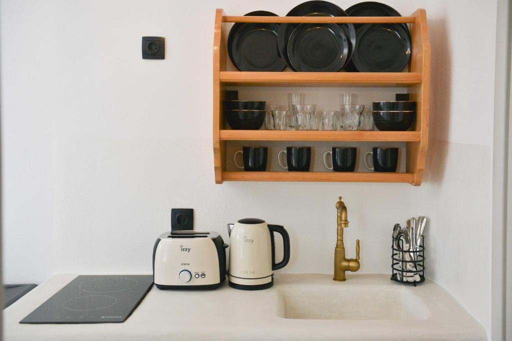 Coffee and tea making facilities at Sunshine Plaka Naxos