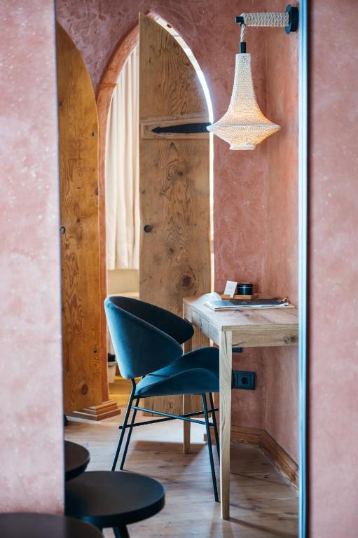 Posezení v ubytování Boutiquehotel Blaue Burg Falkenstein