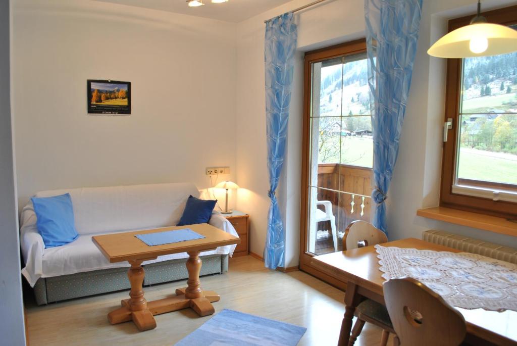 Gäste- und Seminarhaus Sölkstub'n - Apartamento Con Mountain View