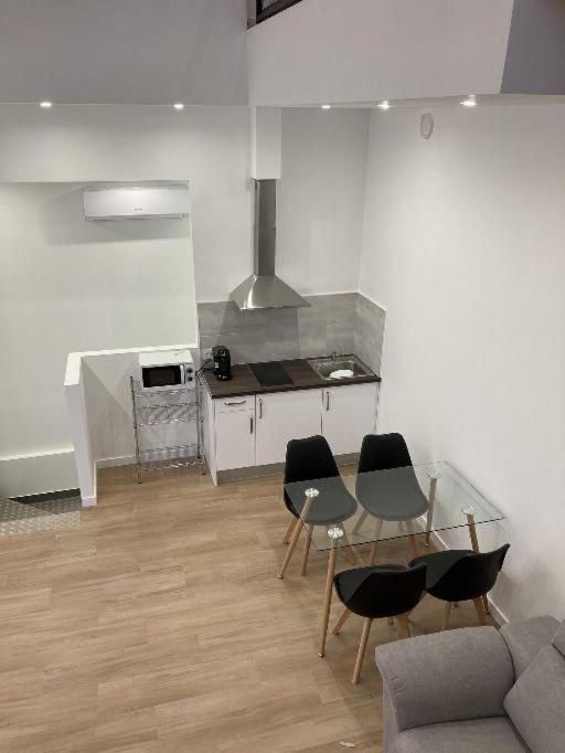 Kuchyň nebo kuchyňský kout v ubytování Villas Camargo.suites