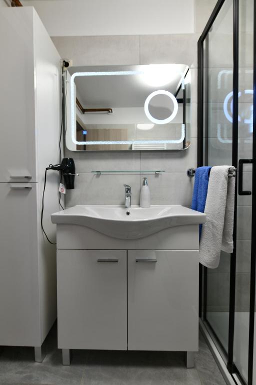 Kúpeľňa v ubytovaní Apartment Mlađen