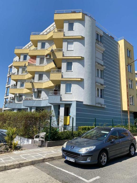 The building in which Az apartmant is located