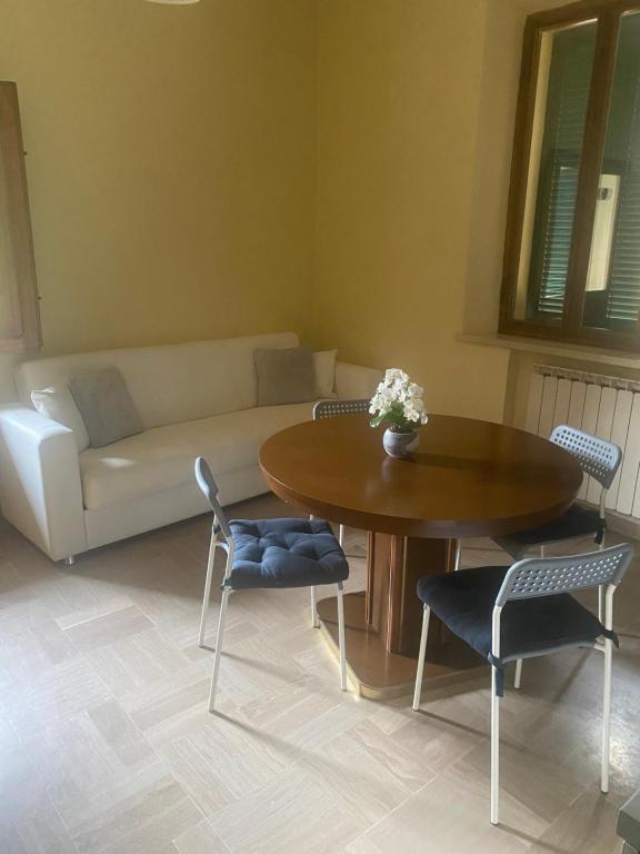 Posedenie v ubytovaní Villa Zara