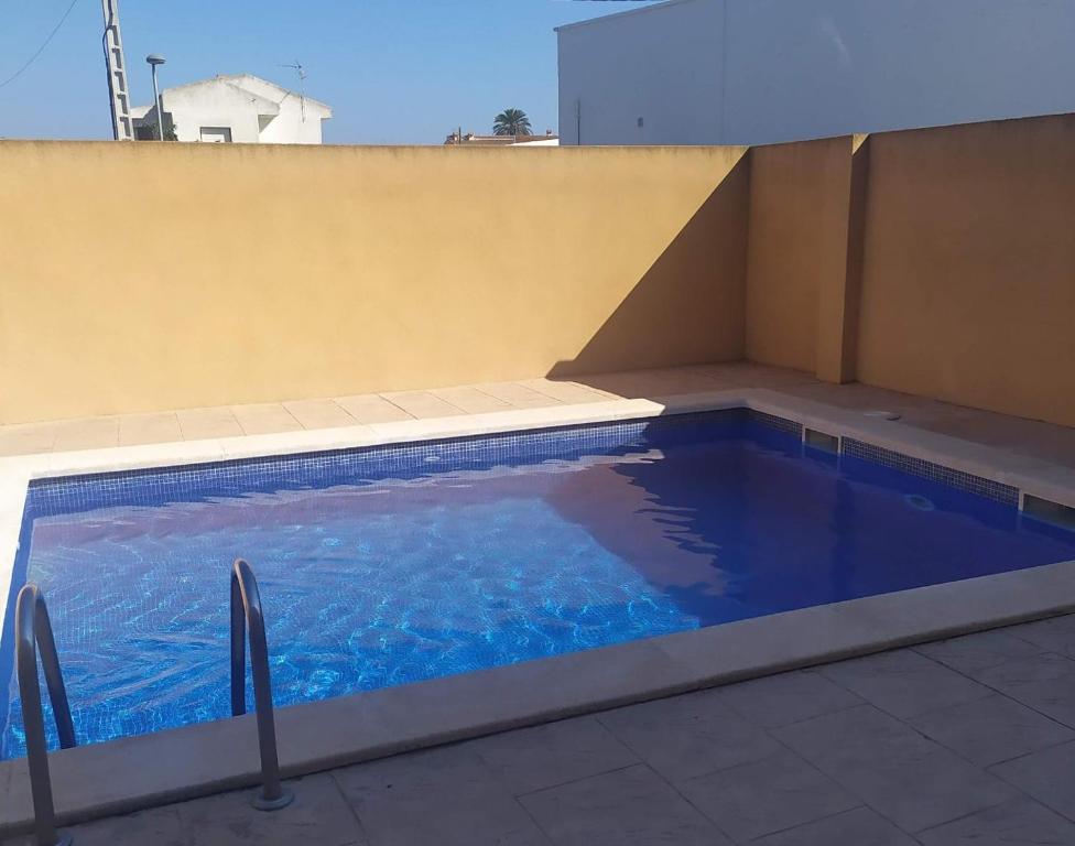 Πισίνα στο ή κοντά στο Deltafamily ¡ barbacoa,piscina, wifi Chromecast !!