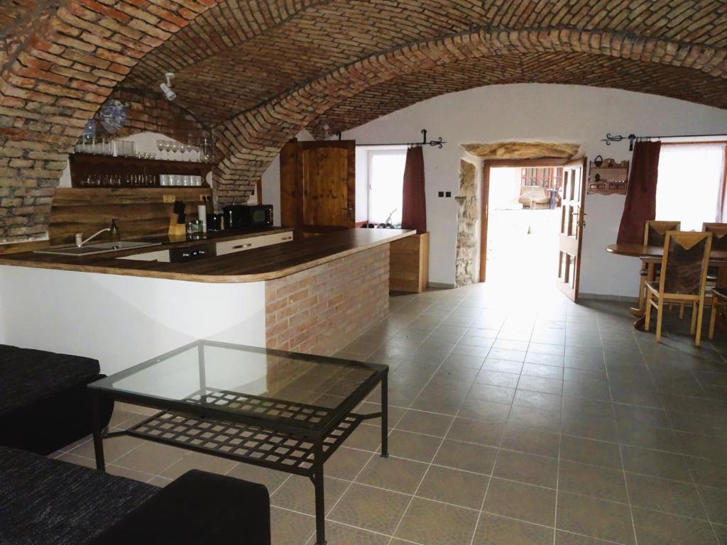 Klenutý interiér apartmánu