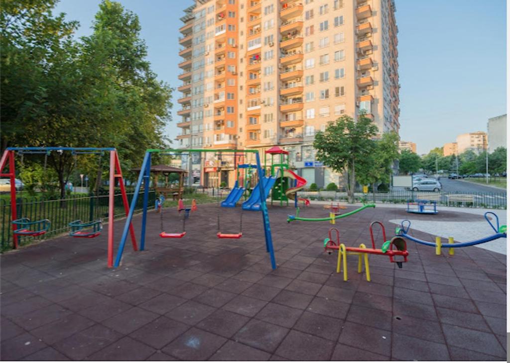 Herní místnost nebo prostor pro děti v ubytování Bright apartment for 5 guests with free parking
