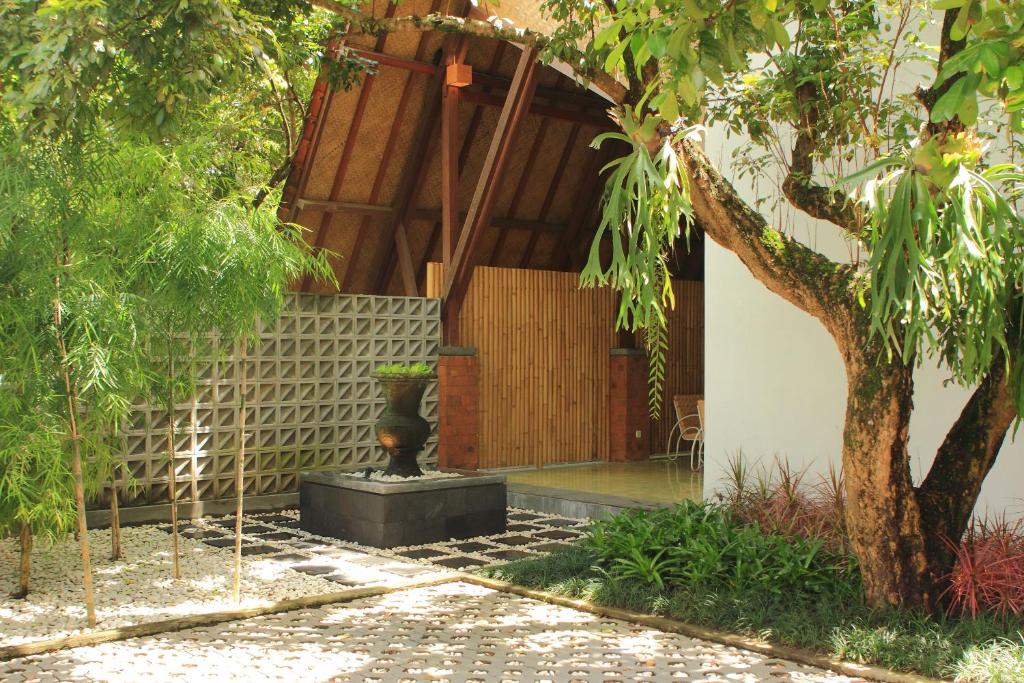 Zahrada ubytování Komoreya Guesthouse