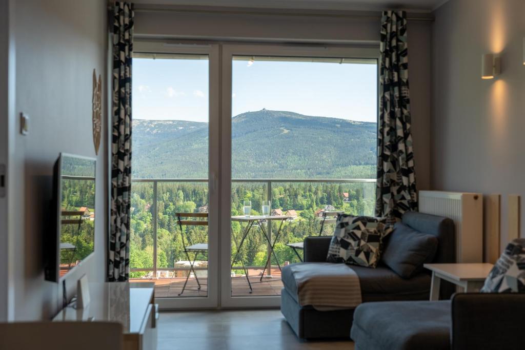 Výhľad na hory alebo výhľad na hory priamo z apartmánu