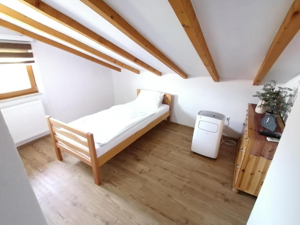 Postel nebo postele na pokoji v ubytování Rooms Delux Sarajevo