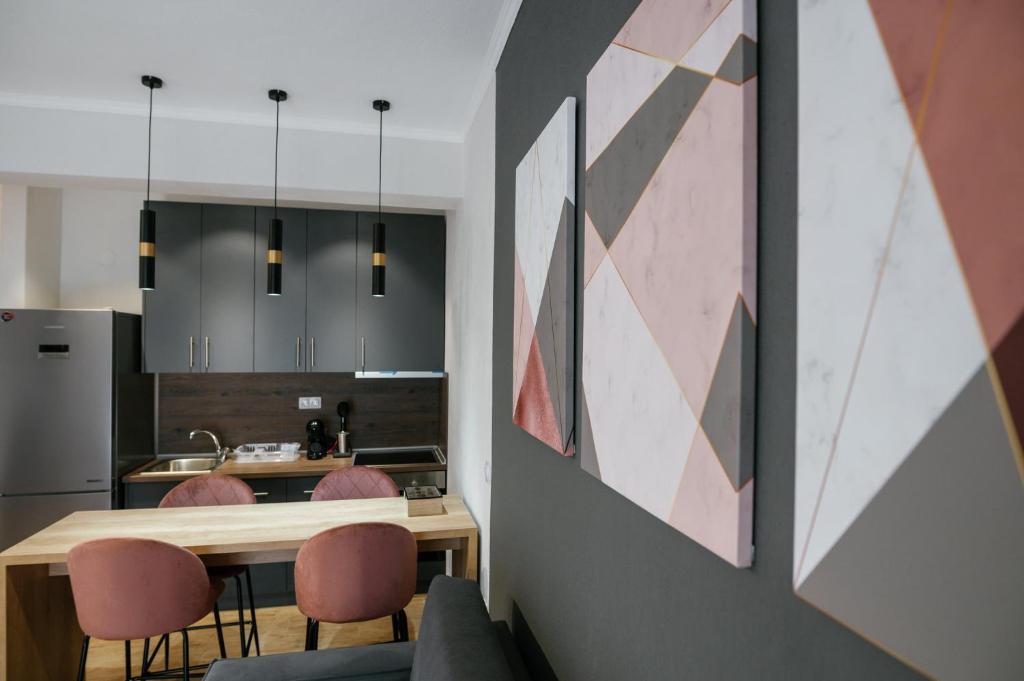 Kuchyňa alebo kuchynka v ubytovaní STAMATINA'S LUXURY APARTMENTS (DELUXE SUITE)