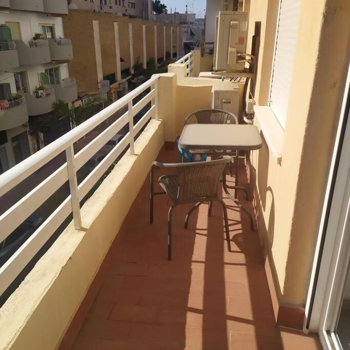 Acogerdor apartmento para 5 personas en el centro de Moraira