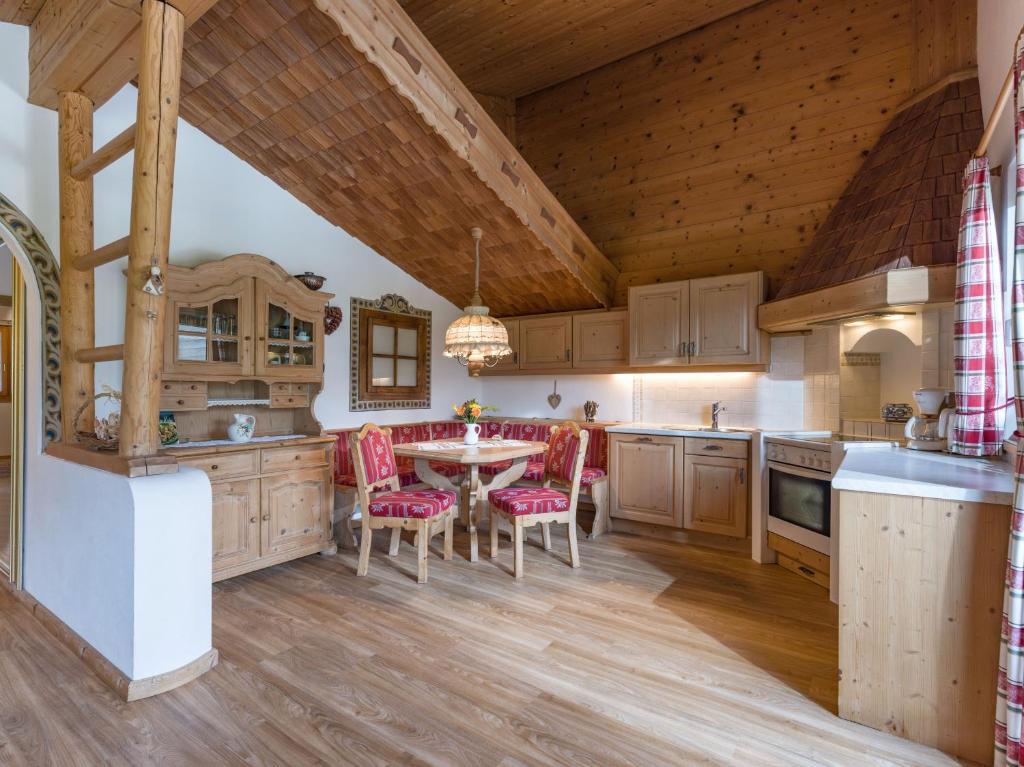 Кухня або міні-кухня у Eden Appartements