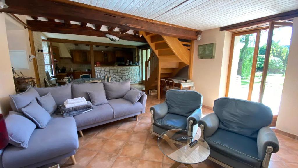 Coin salon dans l'établissement La nébuleuse